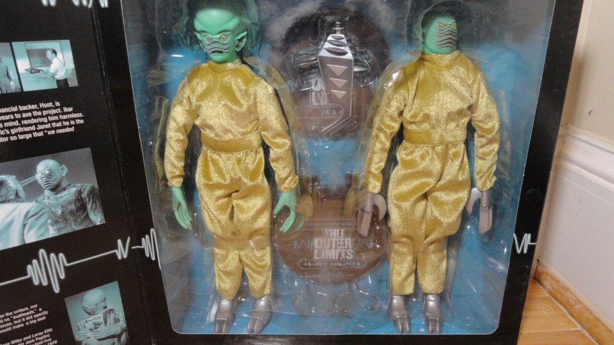 The Outer Limits 1:6 Scale Sideshow Collectible 12