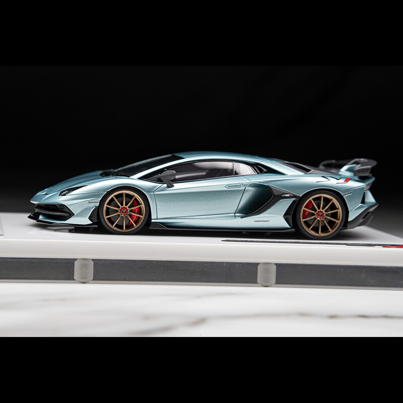 EM513F Make Up 1:43 Lamborghini Aventador SVJ Niero Car Model
