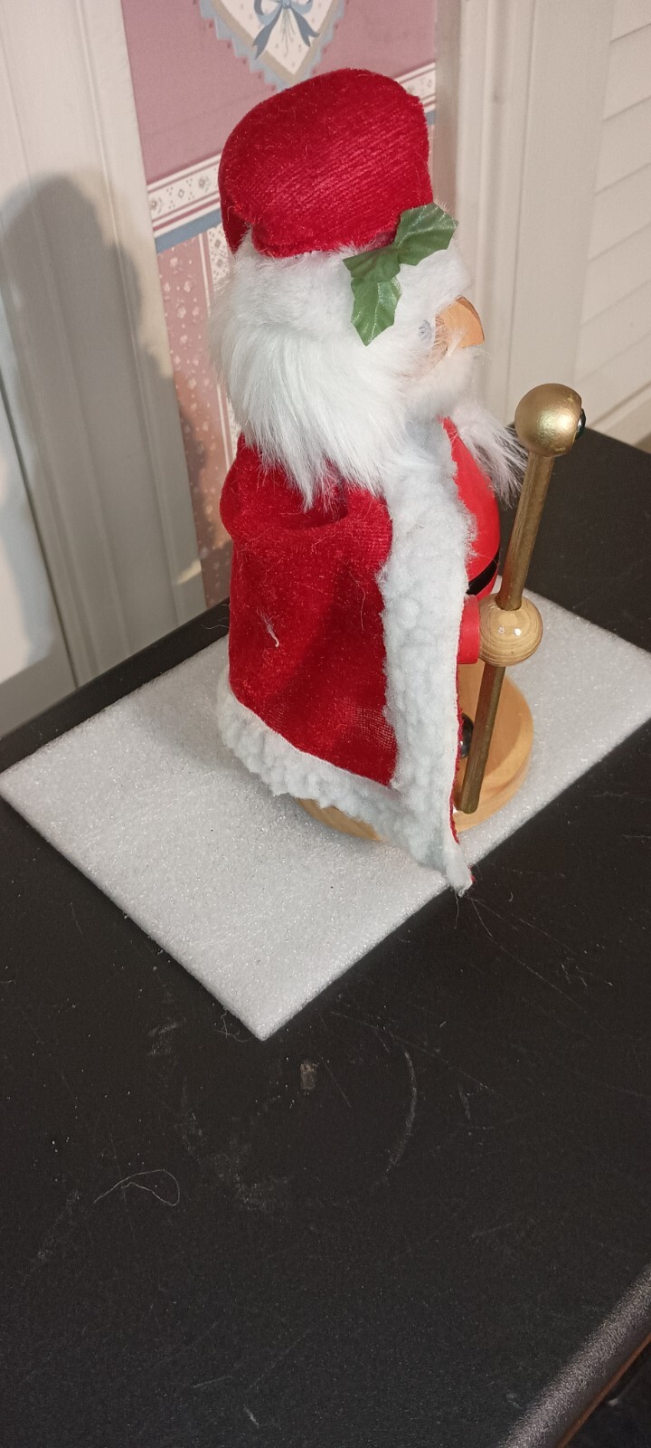 Picture 2 of 4