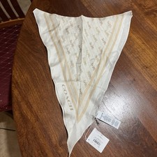 Coach Horse And Carriage Print Silk Diamond Scarf Cream Beige 100 silk NWT