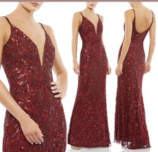 NWT Mac Duggal [ o ] 5107 Plunging V Neck Embellished Leaf Gown Burgundy J748