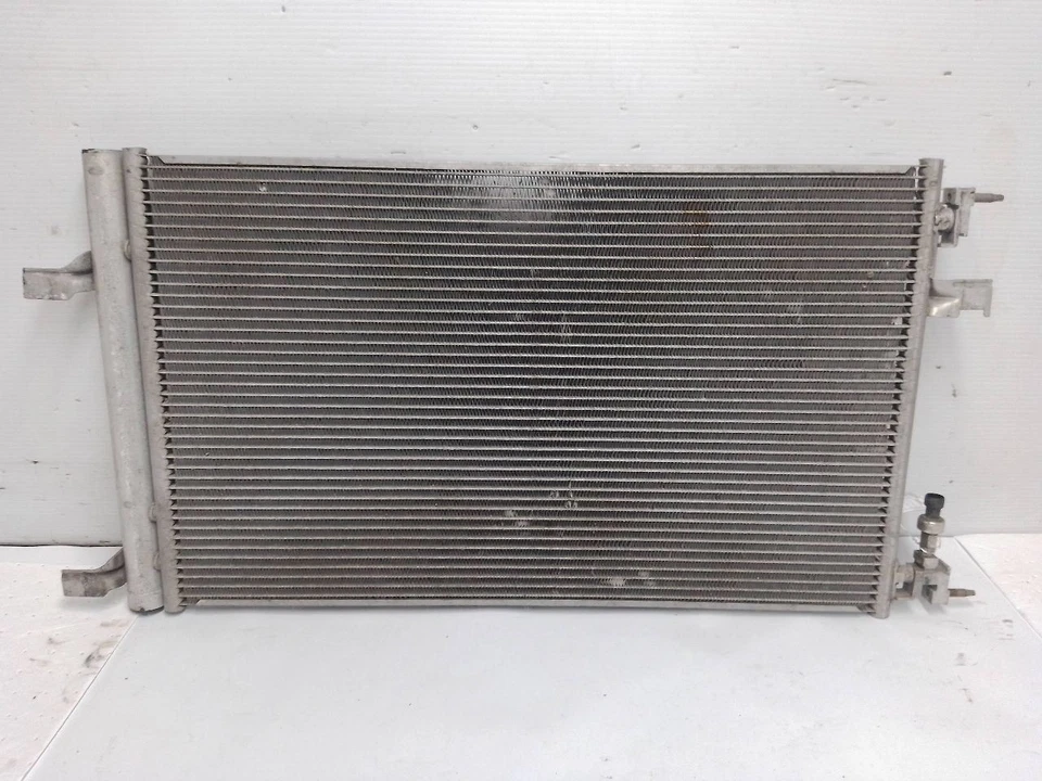 Condensador de aire acondicionado 16459823 de Cadillac XTS 11124003 2014 Foto 2 de 4