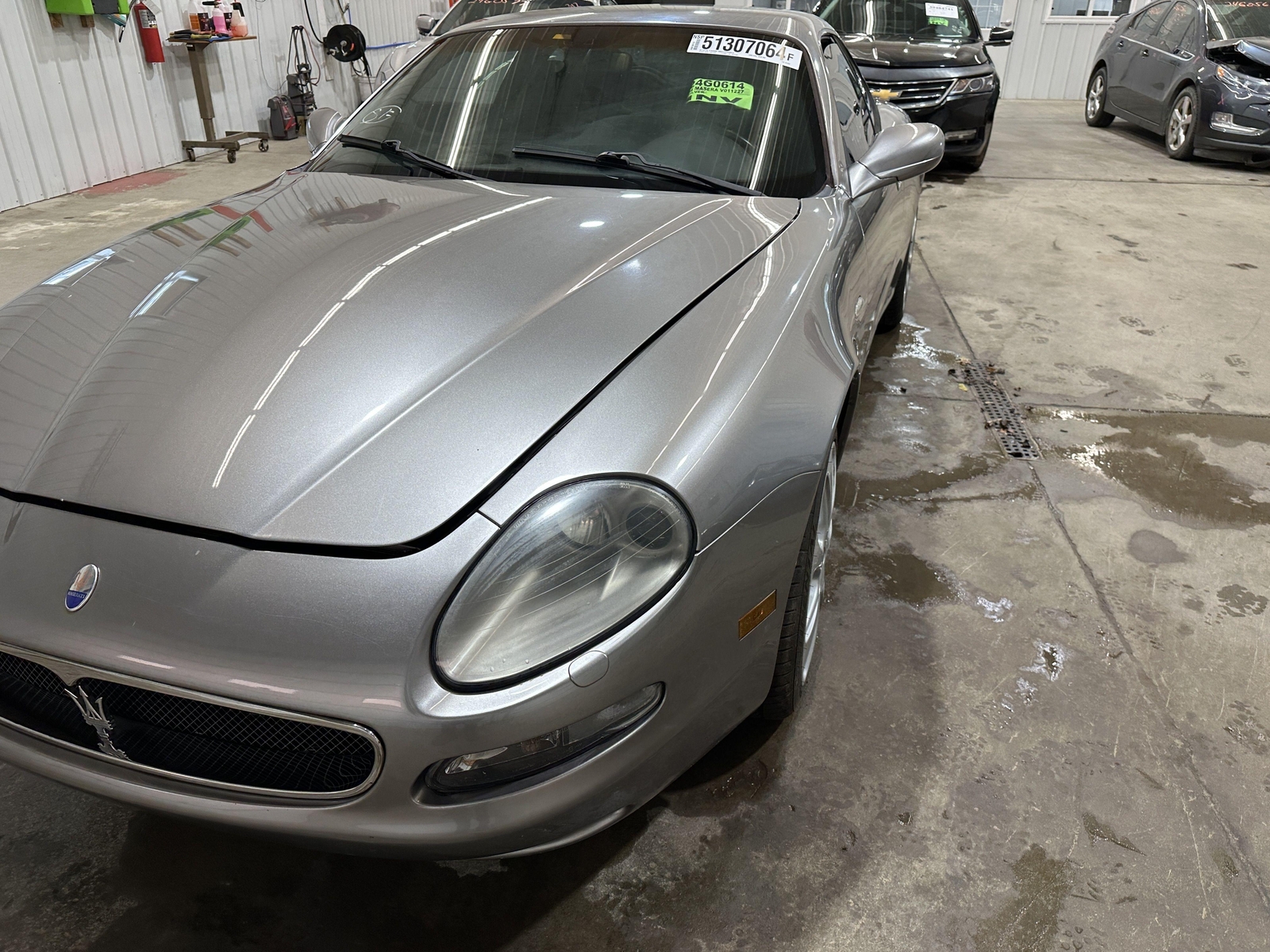 2004 MASERATI COUPE GT DRIVER LEFT FENDER, GRIGIO NUVOLARI SILVER 290.617