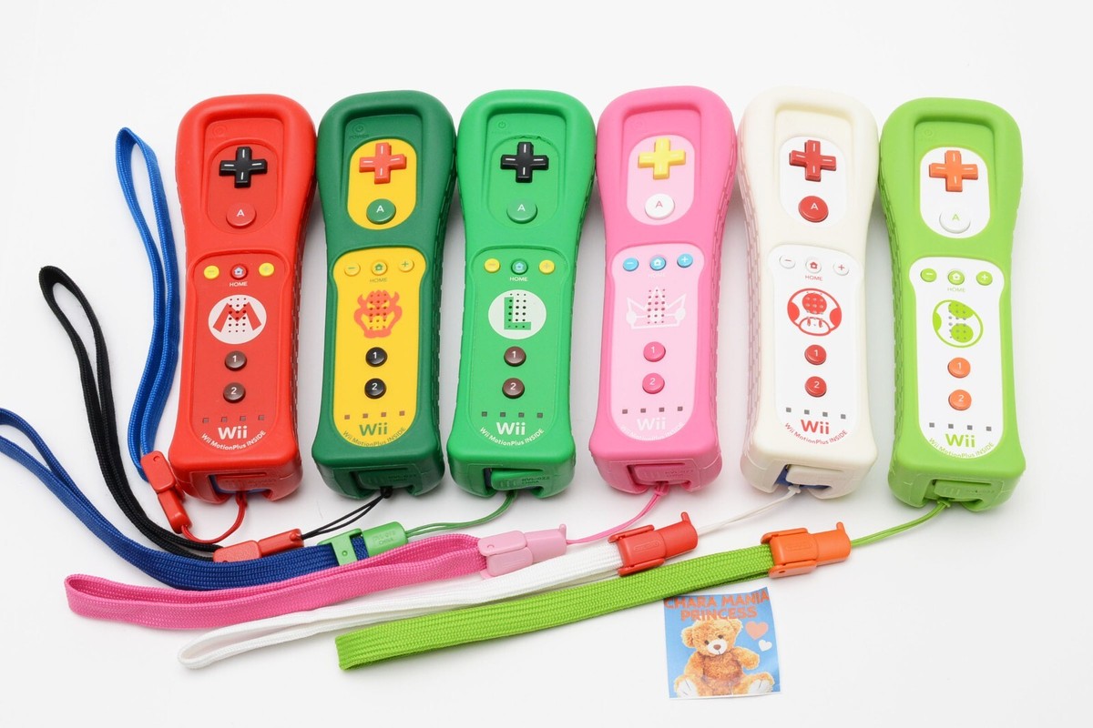 Nintendo wiiセット 値下げ中Nintendo Wiiセット: 本体➕アクセサリー➕ゲームソフト