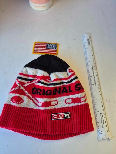Detroit Red Wings Red White Knit Beanie Winter Hat Cap Stocking NHL - Picture 2 of 5