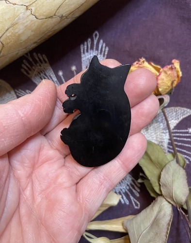 Hueso de bovino negro gato y cráneo tallado, talla de hueso, de origen ético - Imagen 8 de 9