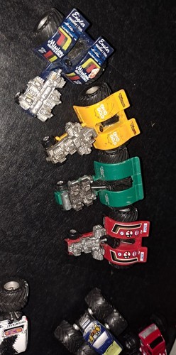 MICRO MACHINES TUFF TRAX TRACTOR PULL SLED MONSTER TRUCKS SASSY MASSEY GALOOB - Picture 3 of 9