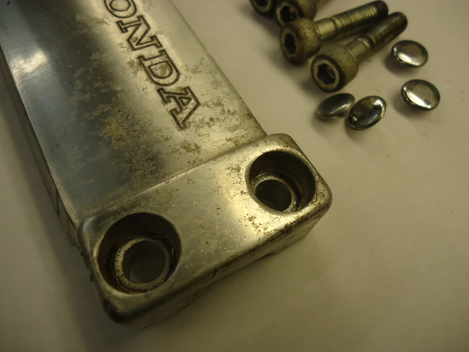 HONDA SHADOW VT700 1984-1985 MANILLAR MANILLAR ABRAZADERA SOPORTE SUPERIOR SUPERIOR VT 700 Foto 4 de 4