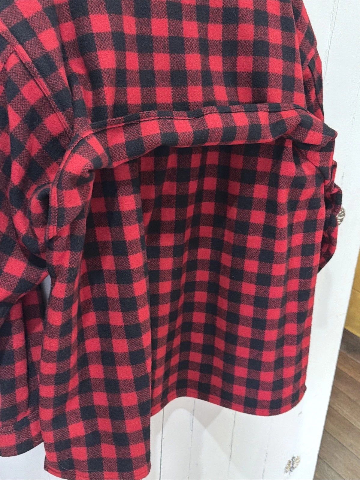 Johnson Woolen Mills 450L Double Cape Jac Shirt 3XL Tall Cabot Cheese Red/black - product detail image 6