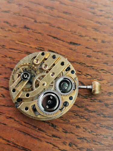 Schönes Pin-Set Taschenuhrwerk, tickt, zum Restaurieren #N11