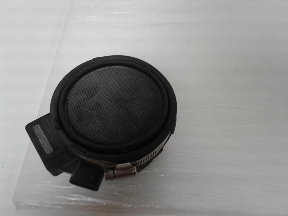 Used Fuel Injection Air Flow Meter fits: 2005 Cadillac Escalade ext  Grade A - Image 3 of 4