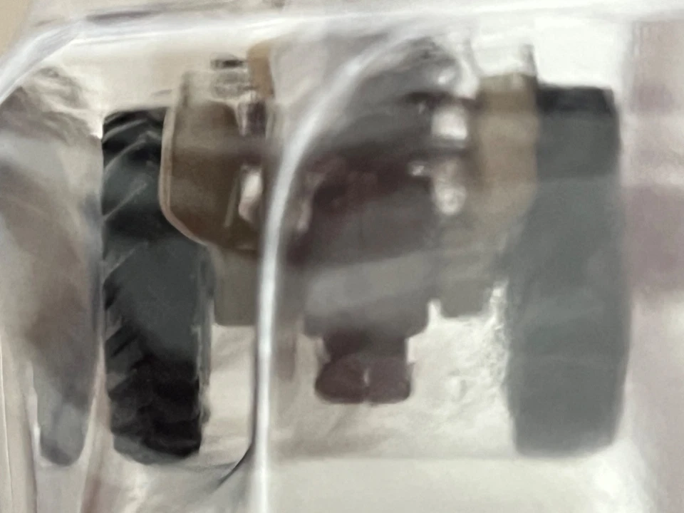 Ford 8N 1948 Tractor Limited Edition Rare Muddy Chase 1/64 by Greenlight Coll. - Image 4 of 4