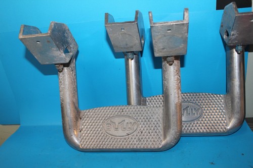 Bully Cast Aluminum Truck Side Steps AS600 Never Installed Pickup Accessory READ - Picture 9 of 14