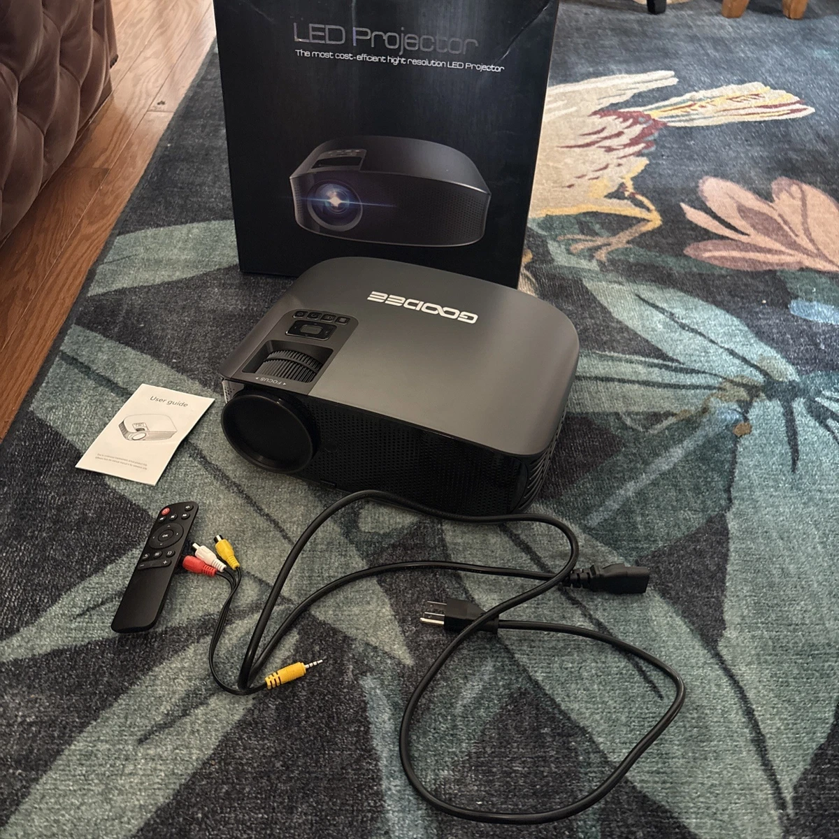 GooDee 1080p (FHD) Maximum Resolution Home Theater Projectors for