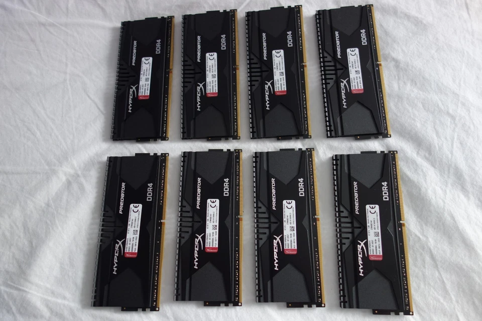 32GB Kingston HyperX Predator DDR4 3000Mhz 8 x 4GB Dimms - Image 4 of 4