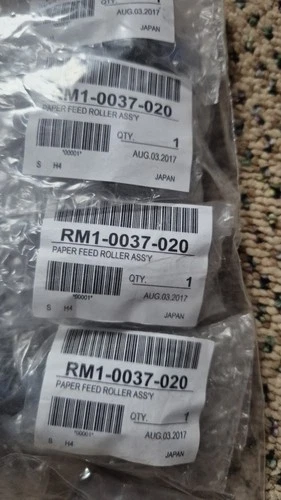 Original HP RM1-0037 pickup roller