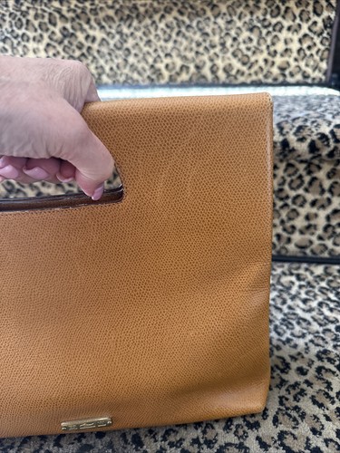 Wathne Vintage 80s Dijon Textured Leather Folded Flap Bag Gold Logo Hardware - Picture 12 of 17