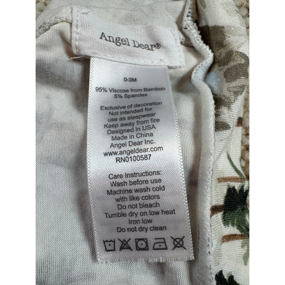 Angel Dear Baby bamboo swaddle and Hat Set Cabin in the Woods 0-3M - Image 3 of 4