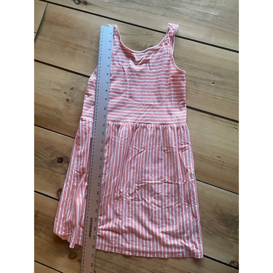 Vestido de verano a rayas naranja/blanco Old Navy para niñas. Talla M (8) Foto 3 de 4