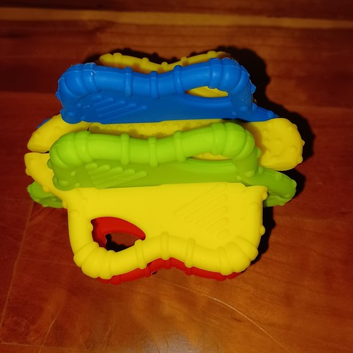 Manhattan Toy Whoozit Soothing Star Teether Toy Silicone Baby Infant 3 month 6 9 - Picture 4 of 8