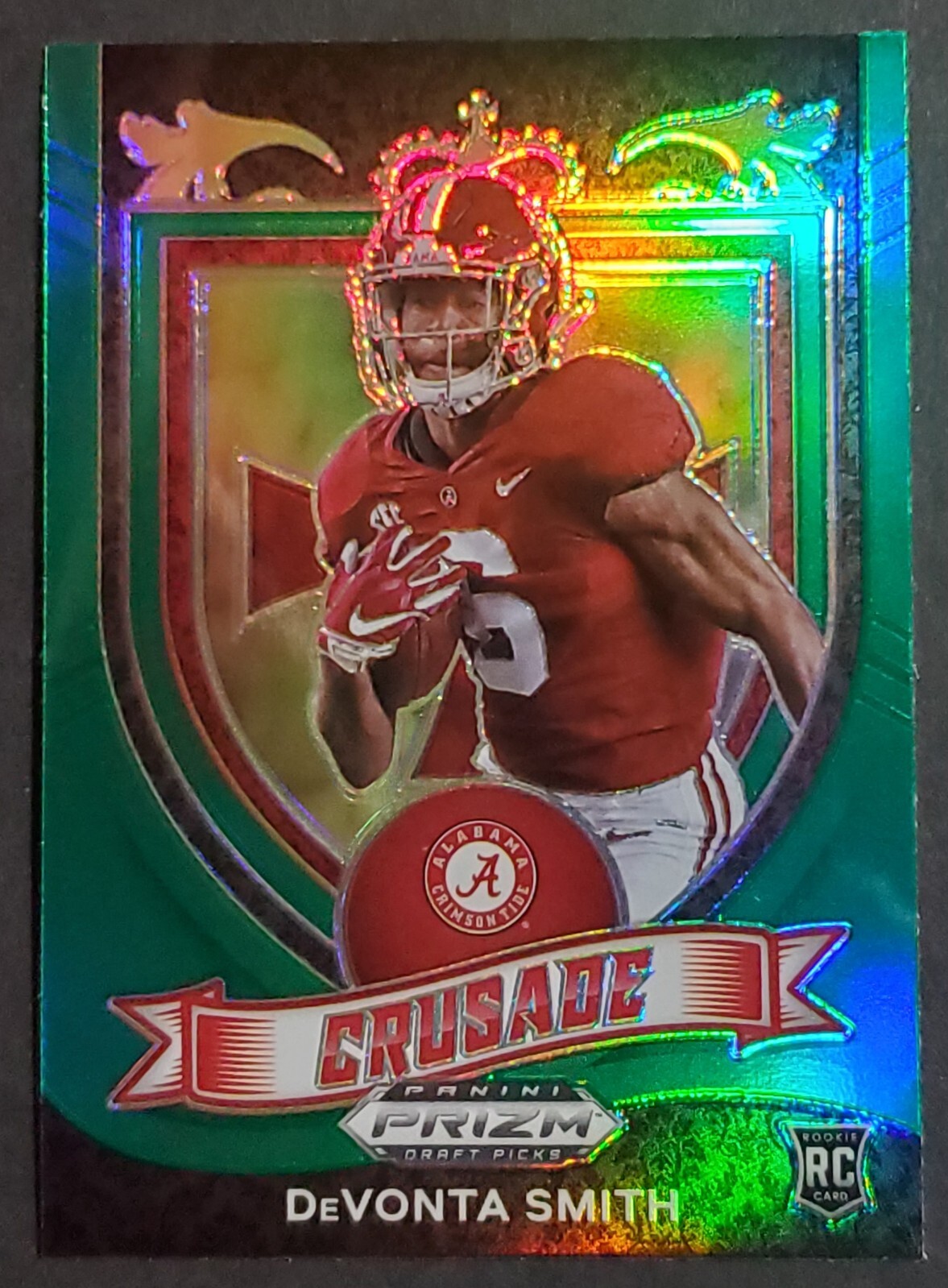 2021 Panini Prizm Draft Picks Crusade #165 DeVonta Smith Green Rookie Card Rc