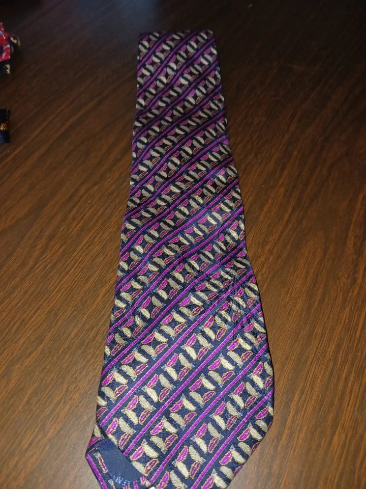 Corbata STEFFANO RICCI Courtoue Hecha a Mano en Italia Lavanda Profunda Rayas Seda Cuello Foto 3 de 3