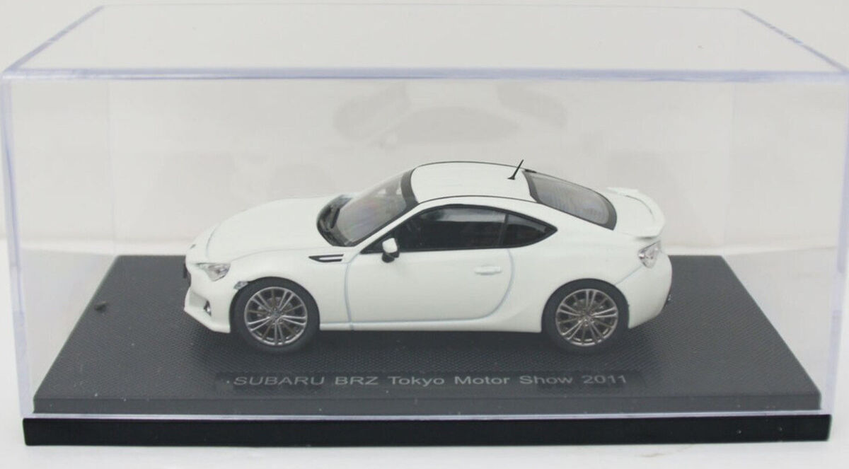 Subaru BRZ 1:43 Scale Model 2011 White Toyota GT86 Ebbro Diecast