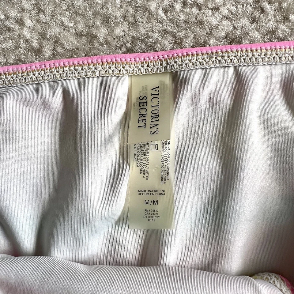 维多利亚的秘密彩虹条纹三角上衣比基尼套装—尺寸 S/M — 第 3/4 张图片