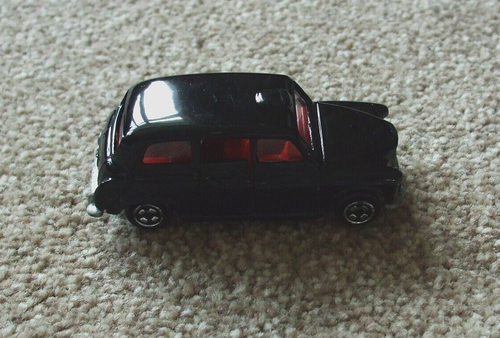 Vintage 1970s Corgi Austin FX4 London Taxi Black Cab Vintage Toy Car. 7.5cm long - Picture 4 of 5