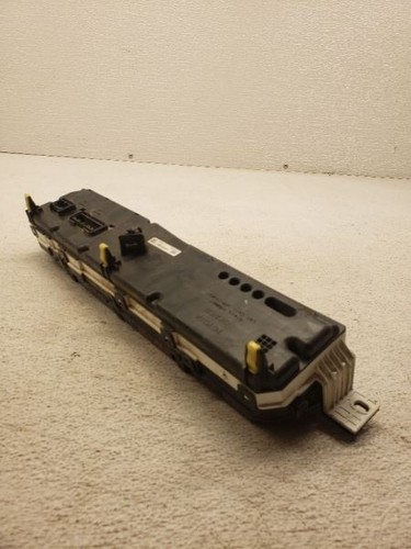 Toyota Prius Speedometer Cluster Prius C VIN B3 7th 8th Digit MPH 2012-2015 OEM - Picture 7 of 9