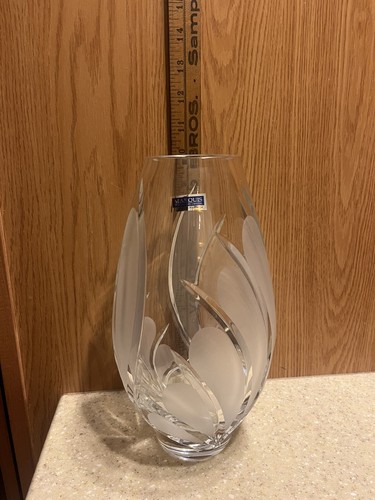 Waterford Marquis Coventry 8" Frosted Crystal Flower Vase Watermark Heavy - Picture 4 of 5