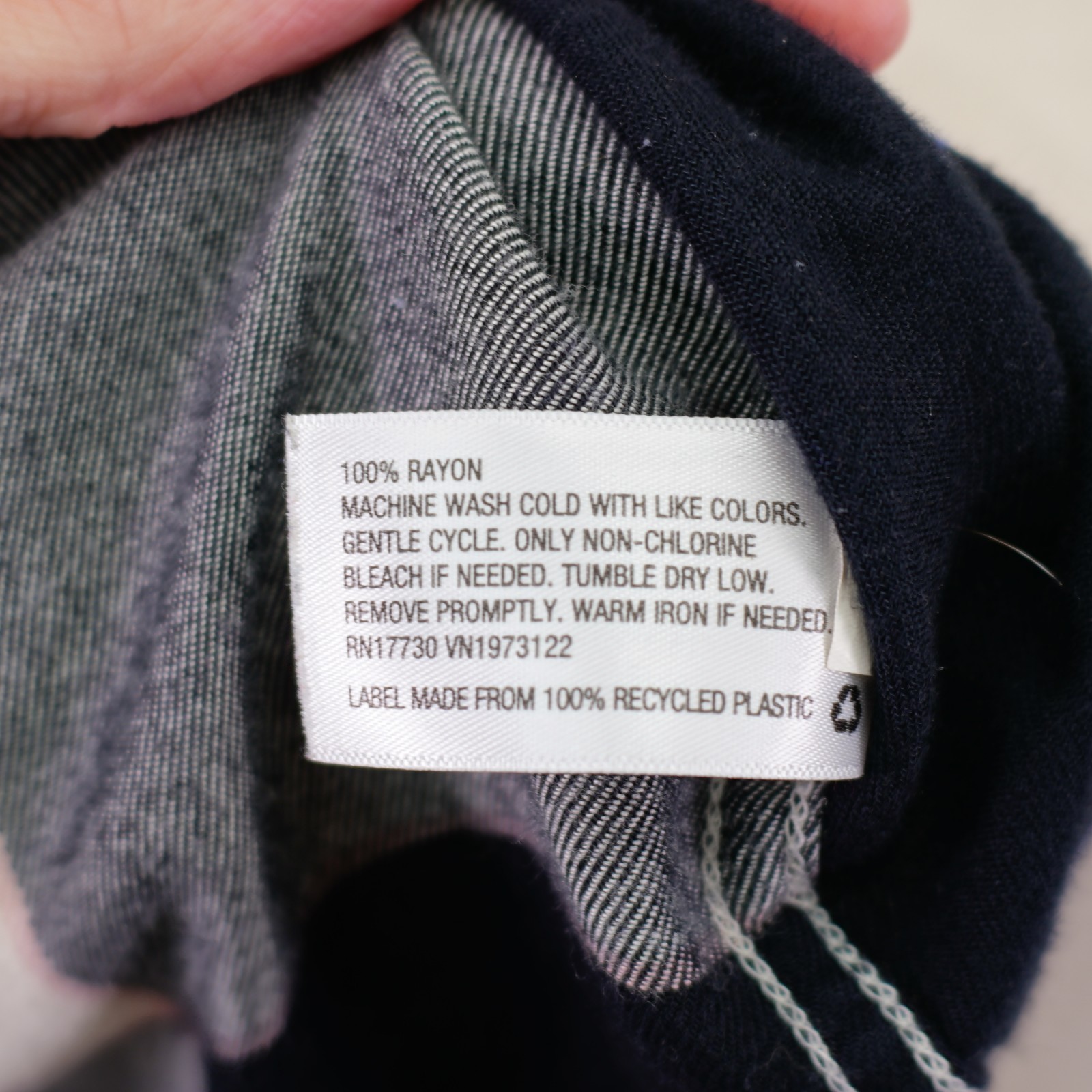 Universal Thread -Small- Gray White Flannel Plaid… - image 7