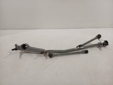 Mercedes-Benz B-Class  Scheibenwischeranlage vorne 2015 w000022459 M 270.910