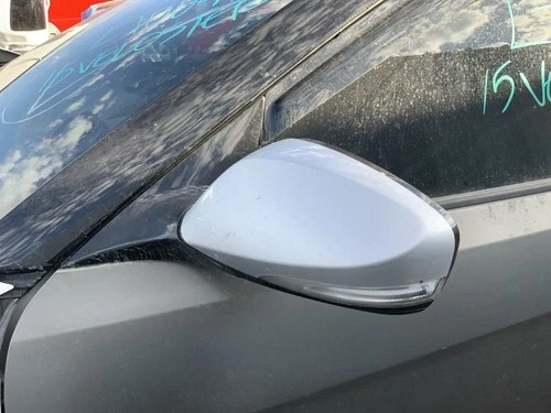 Driver Side View Mirror Power Heated Body Color OEM 14-17 VELOSTER 1375659