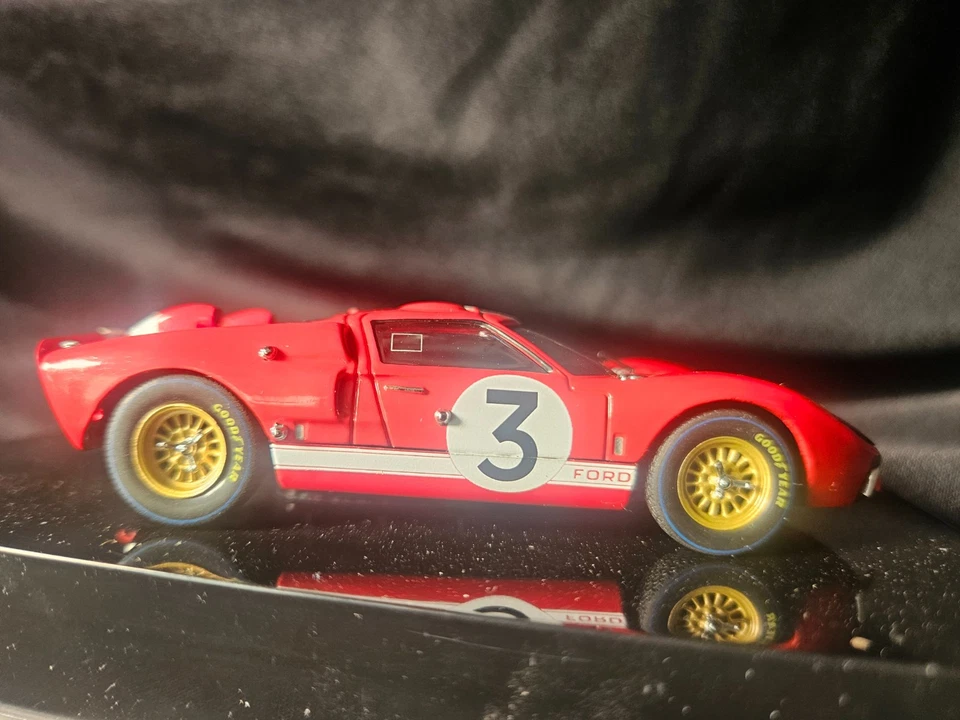 Ford MK II #3 LM Gurney/Grant 1966 modelos ixo escala 1:43 Inv. #3884 Foto 2 de 4