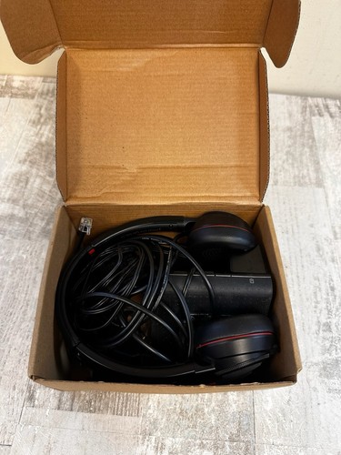 Plantronics Poly Savi W8220 8220 DECT STEREO Wireless Headset W8200B Base Tested