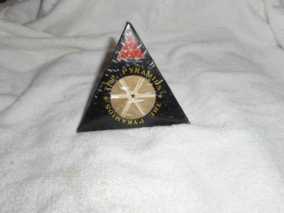 Vintage The Pyramids Puzzle Triangular 4 Color Segment Puzzle Made in Taiwan