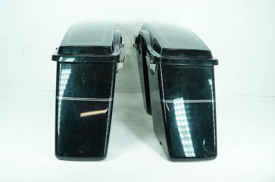 2012 Harley Touring FLHTCU Electra Ultra OEM Left Right Saddlebags Luggage NOKey - Image 4 of 4
