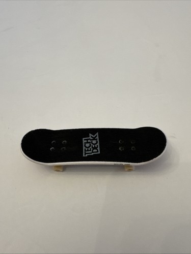 RARE Tech Deck ELEMENT Fingerboards Skateboards Series 12 Tom Schaar Model - Picture 2 of 3