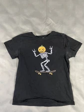 Romwe Pumpkin Head Skeleton on Skateboard T-Shirt M