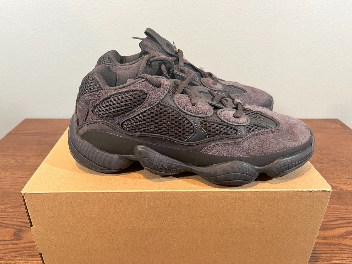 yeezy 500 black on feet