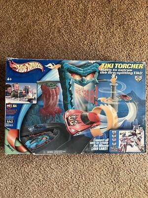 Hot Wheels Tiki Torcher Lava Land Fire Racetrack Set Factory