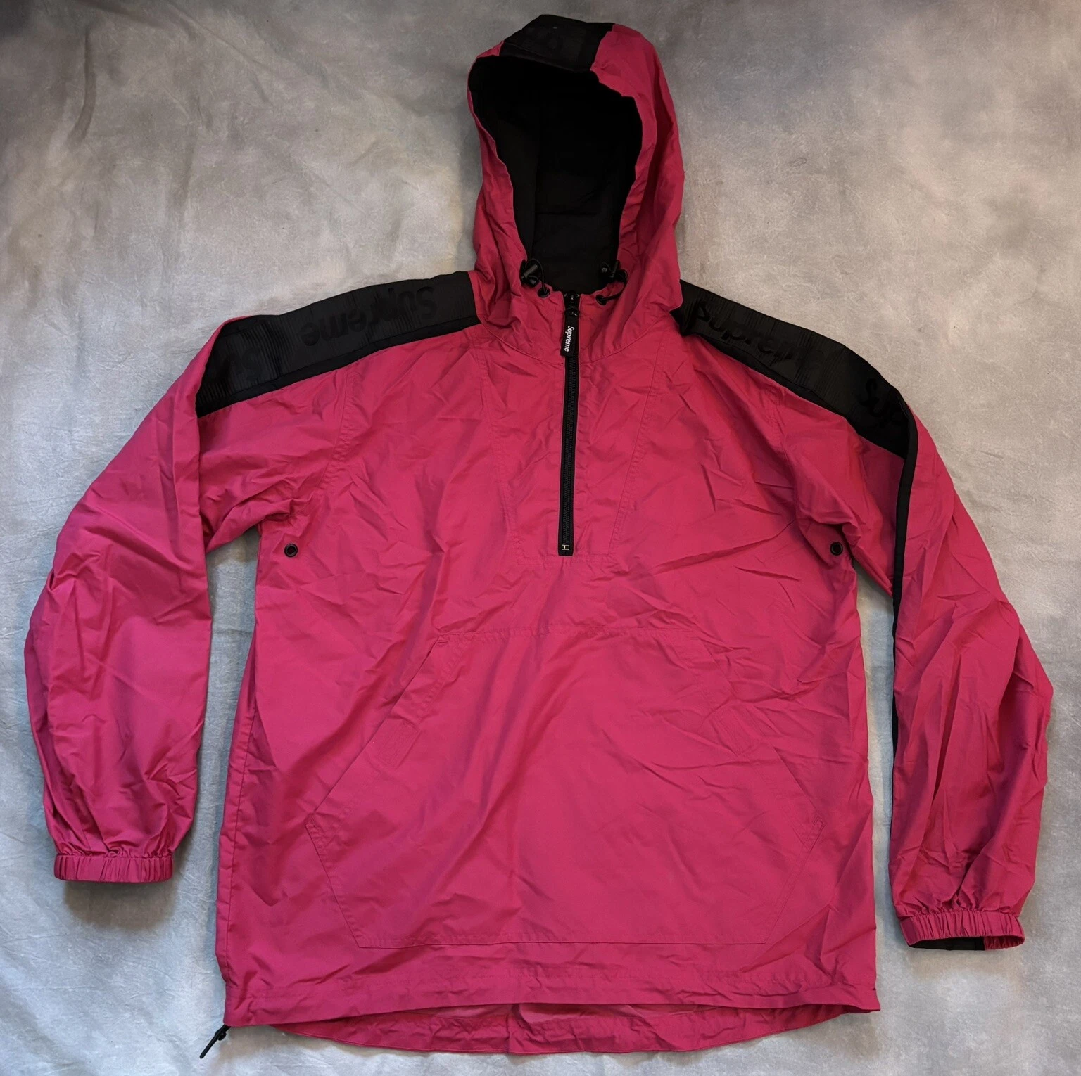 Supreme 17SS Sleeve Tape Anorak Medium SSM3893 rose magenta nylon pull capuche