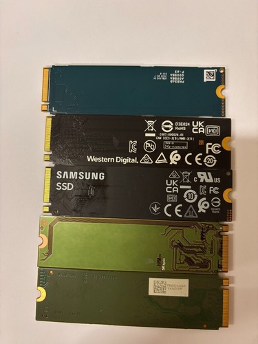 Lot 40 - 256GB NVMe SSD PCIe Gen4 x4 Solid State Drive - Mix Brands Samsung/WD - Picture 3 of 4