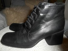 Vintage ANKLE BOOTS Y2K Square Toe LOOP BUTTON 90s Chunky Heels GLACE"E Black 6