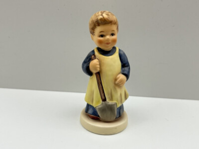 Hummel Figur 727 Muss noch Umgraben 9,5 cm. 1 Wahl - Top Zustand 