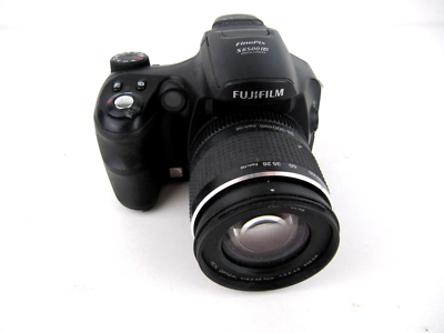 FUJIFILM FINEPIX S6500 FD DIGITAL CAMERA 6.3MP 10.7x OPTICAL ZOOM