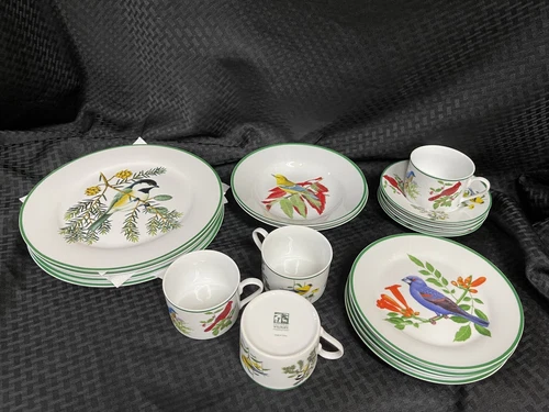 Wildlife Songbirds 4 Cups & 4 Saucers National Wildlife Federation Collection
