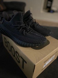 adidas Yeezy 350 Black FU9006 Release Date