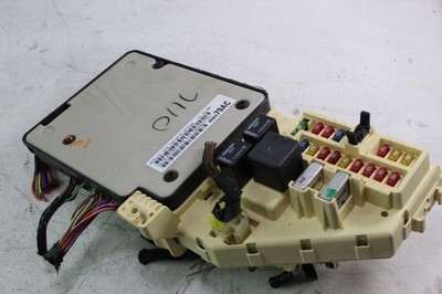 2002 Dodge Stratus Cabin Fuse Box Relay Junction Module OEM P04602379AC